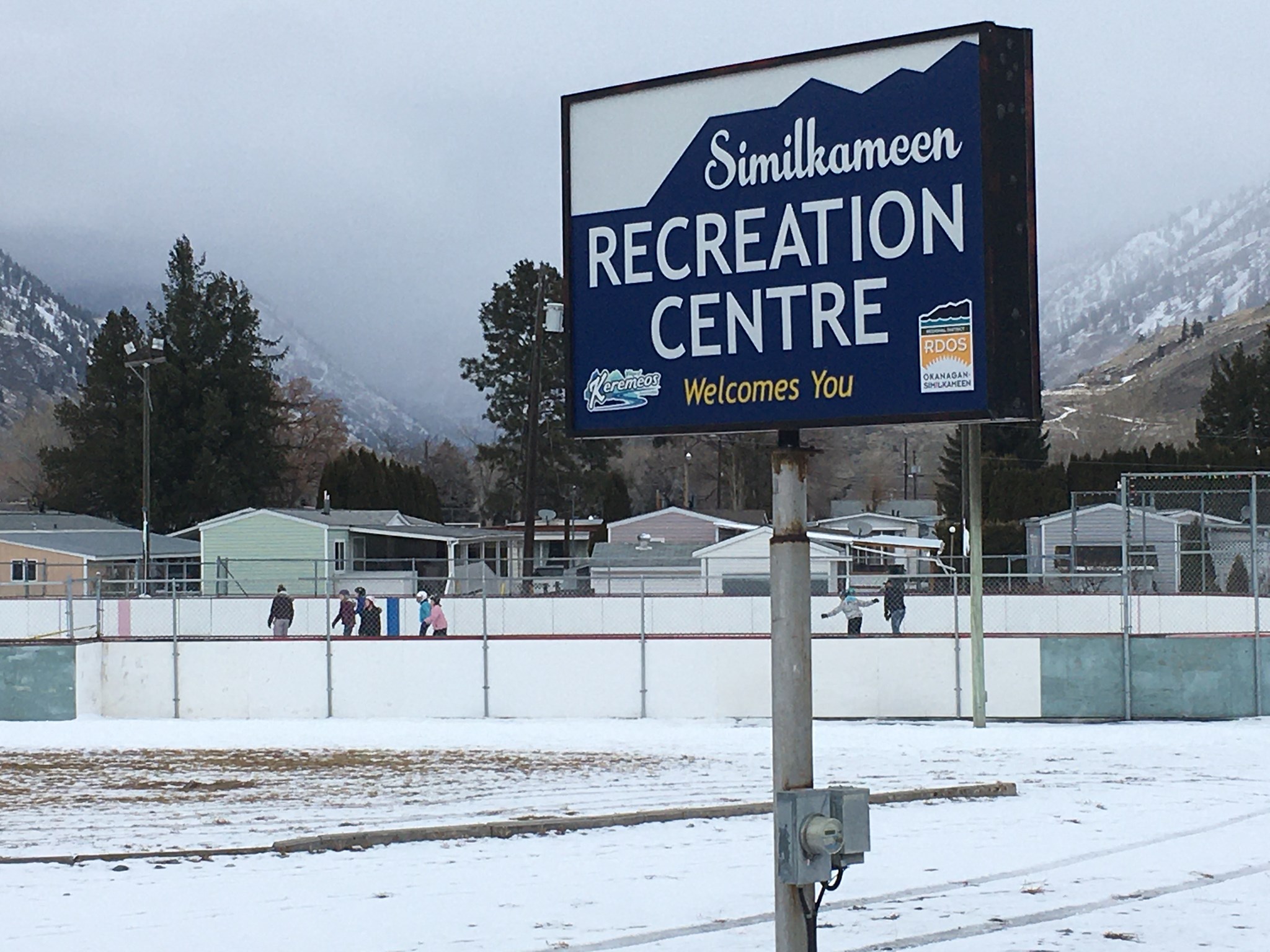 Keremeos Skating Rink community members enjoying ice skating